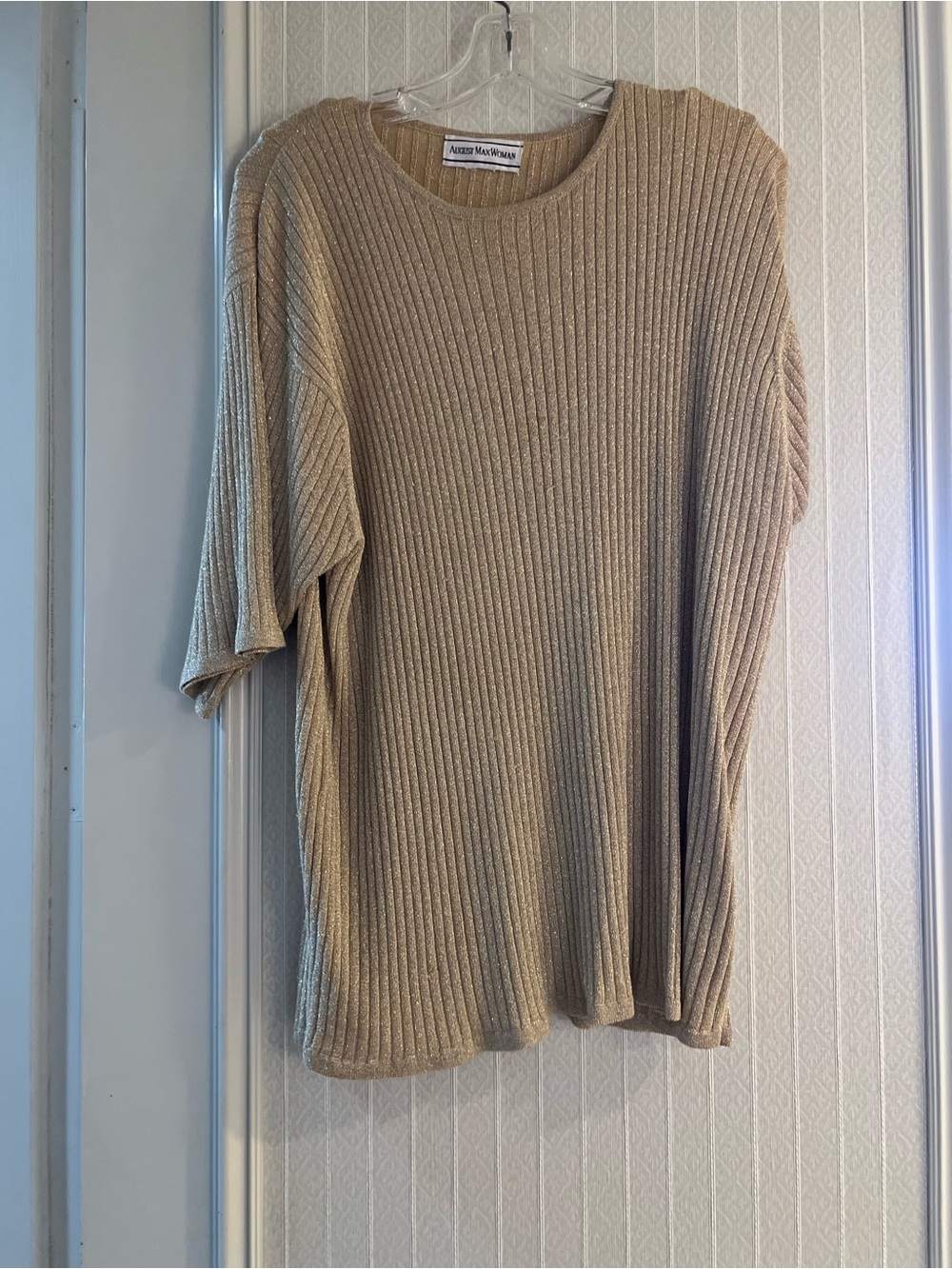 August Max Women's Ribbed Tunic Top - Tan with Metallic Thread